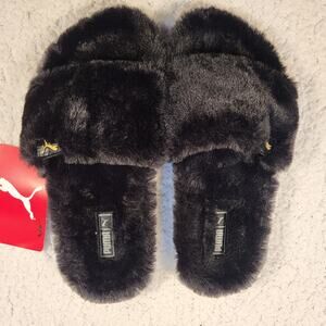NEW PUMA Leadcat Fluff Flip slides in black womens size 5